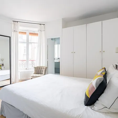 Apartment Veeve - The Spirit Lifter